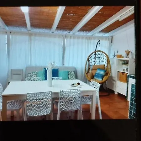 Toby House بيت للعطل كالاسيتا